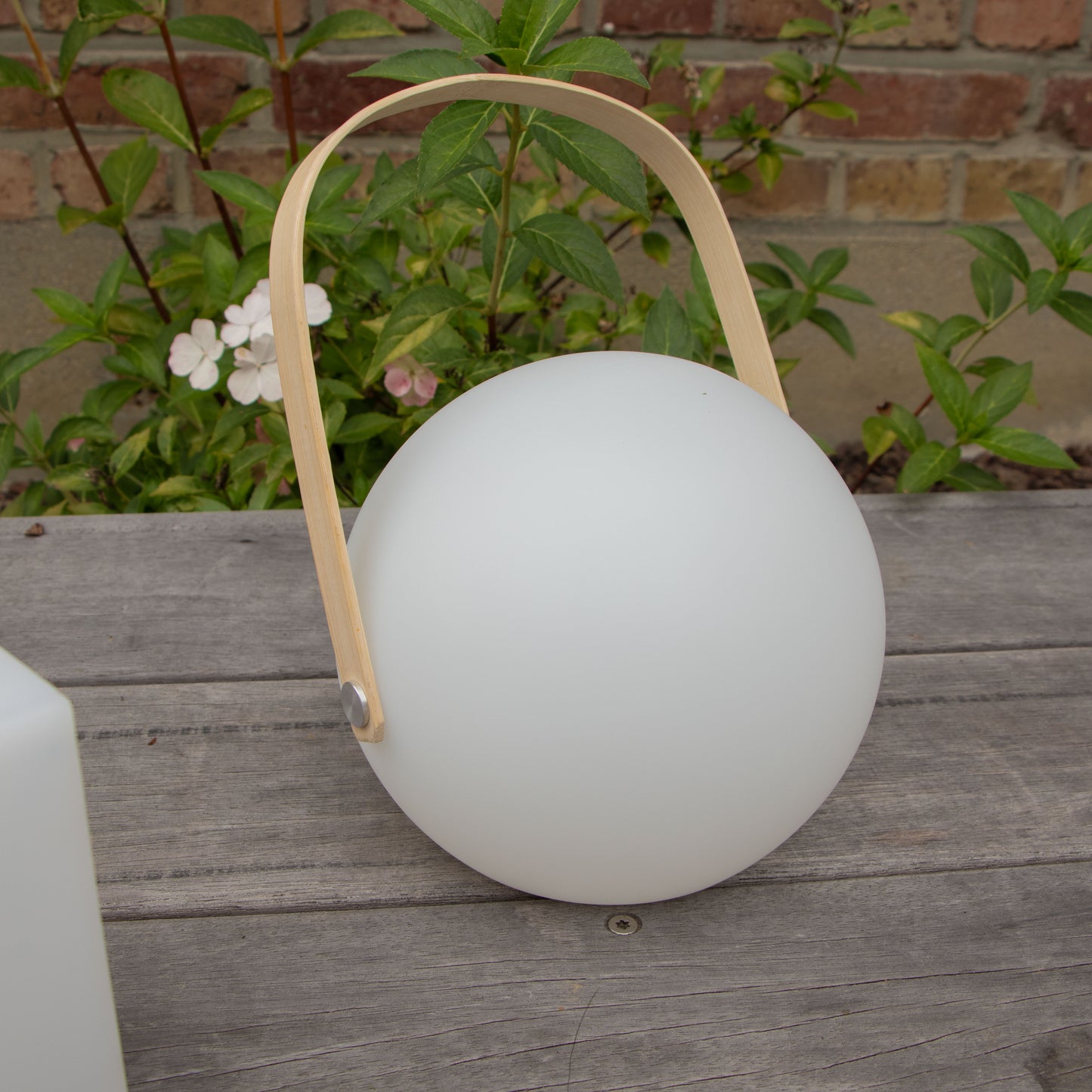 Lampe LED de jardin Atom