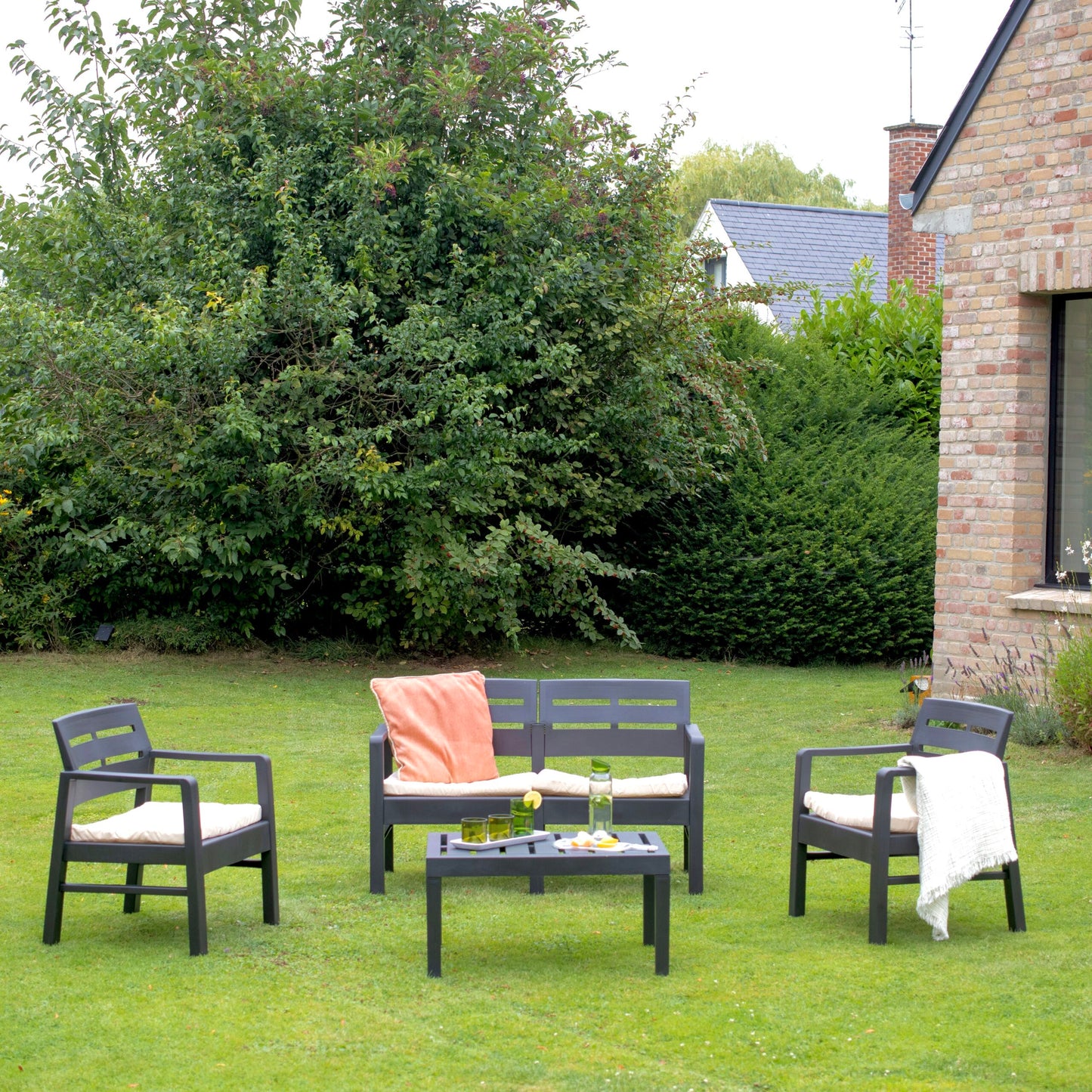 Salon bas de jardin en résine Java