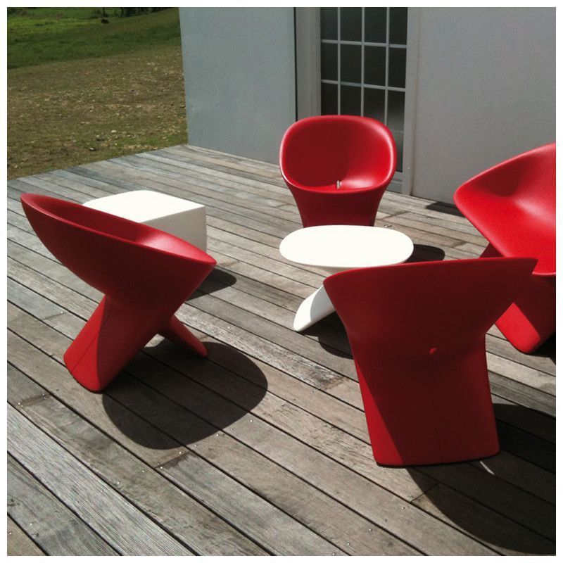 Fauteuil Ublo – Douceur des courbes & confort enveloppant