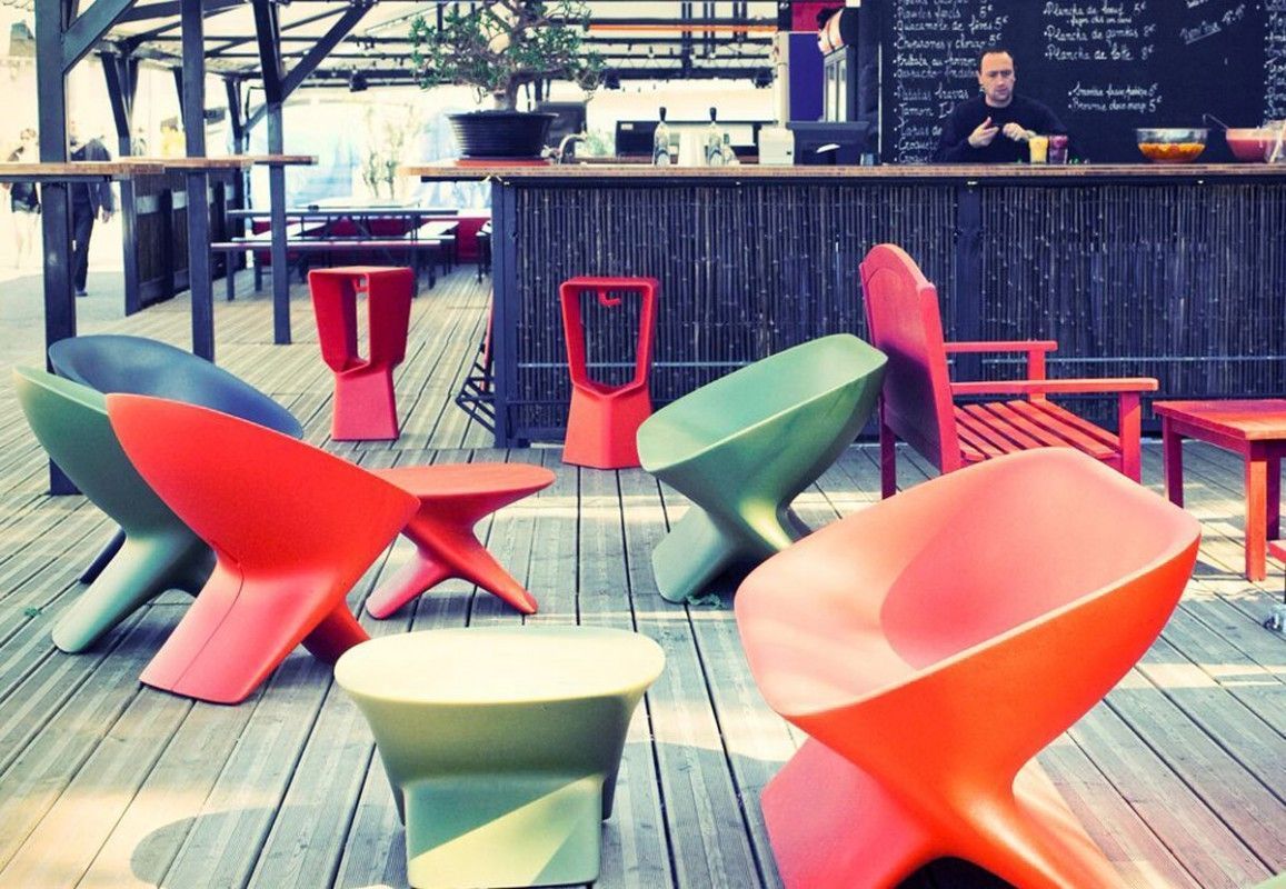 Fauteuil Ublo – Douceur des courbes & confort enveloppant